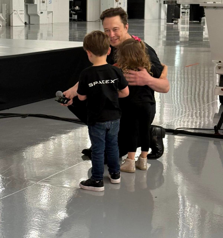 Elon Musk: Sina sam nazvao po Aragornu, a kćer po najmoćnijoj čaroliji iz Elden Ringa