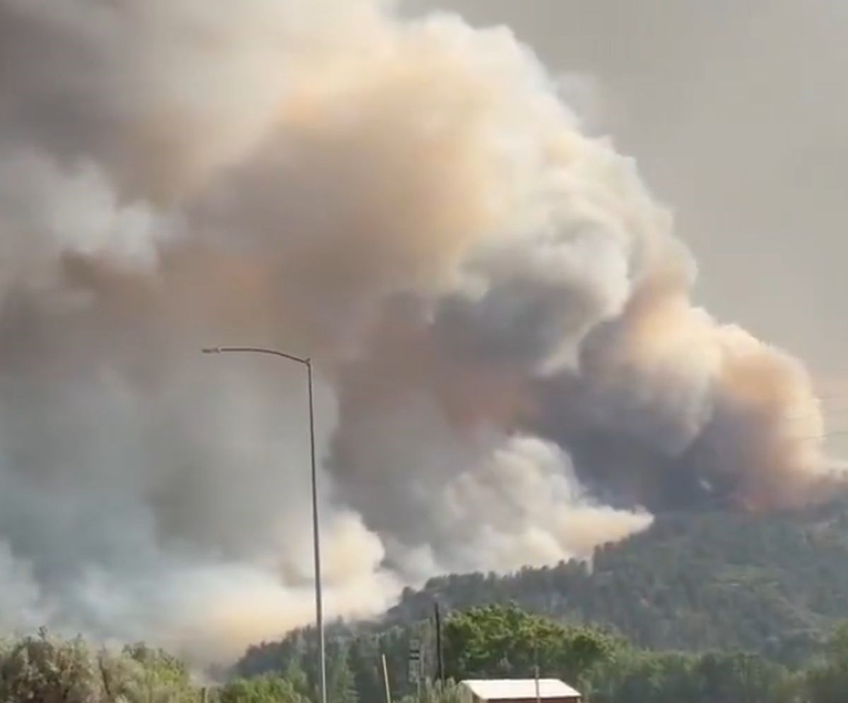 Širi se jedan od najvećih požara u povijesti Colorada. Evakuiran zatvor