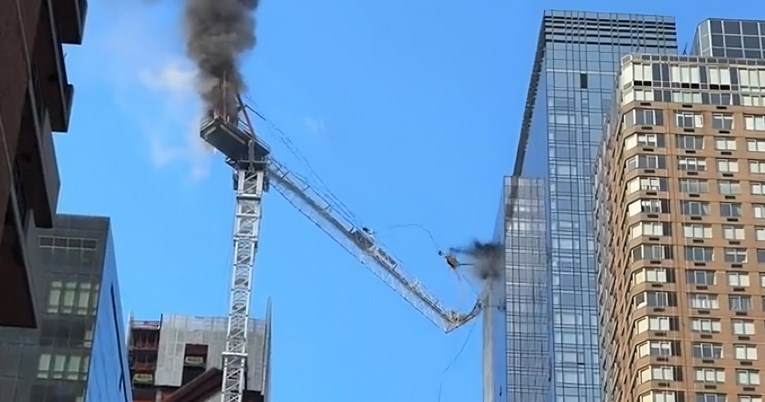 VIDEO U New Yorku se srušila građevinska dizalica, šestero ljudi ozlijeđeno