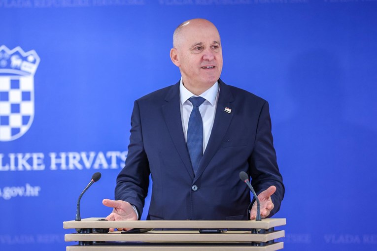 Bačić: Transparent BBB-ovaca je poruka zagrebačkom gradonačelniku