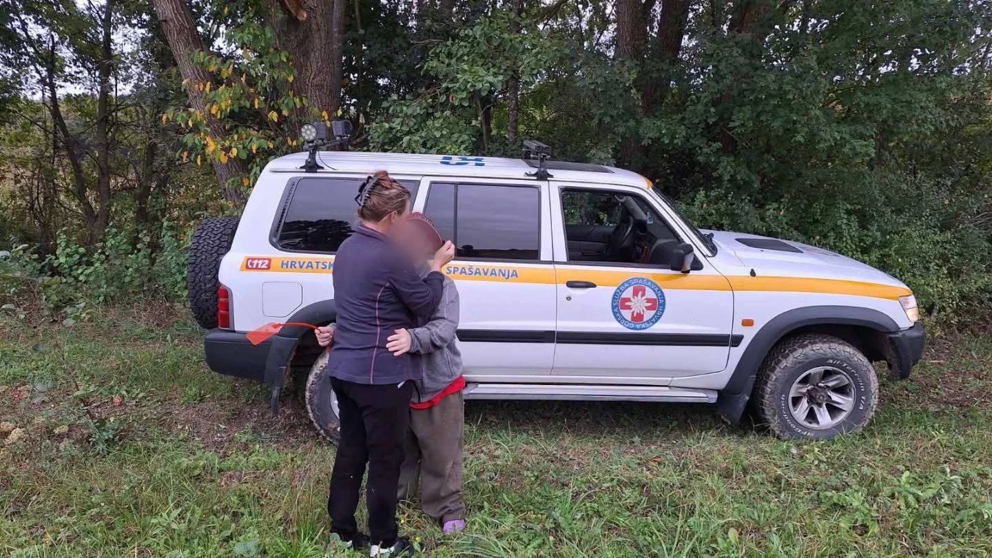 Emotivna fotka HGSS-a: Najljepši rođendanski poklon, vratili smo ga u majčin zagrljaj