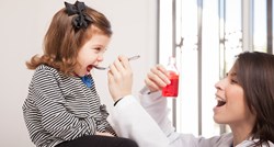 Smiju li djeca mlađa od dvije godine piti sirup protiv kašlja? Evo što kažu pedijatri