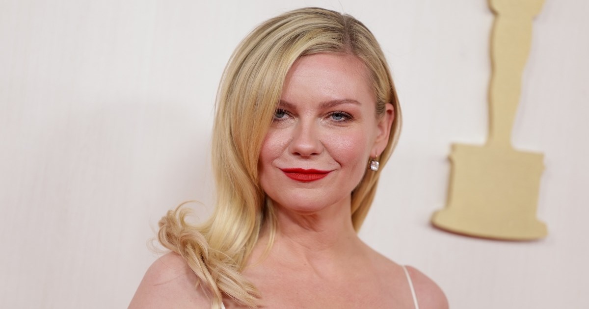 Kirsten Dunst kaže da je snimanje scene poljupca s Tobeyjem Maguireom bilo jadno