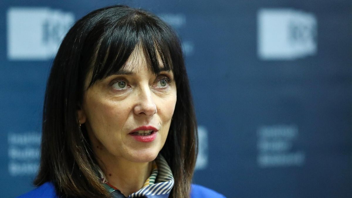 Divjak napala rektora Borasa: On je jedan od onih koji si čuvaju sinekuru