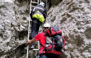 Vodič na Velebitu ostavio ozlijeđenog planinara. HGSS: To je katastrofa