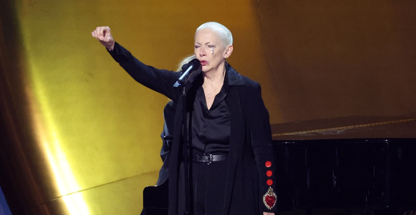 Pjevačica Annie Lennox pozvala na prekid vatre u Gazi na dodjeli nagrada Grammy