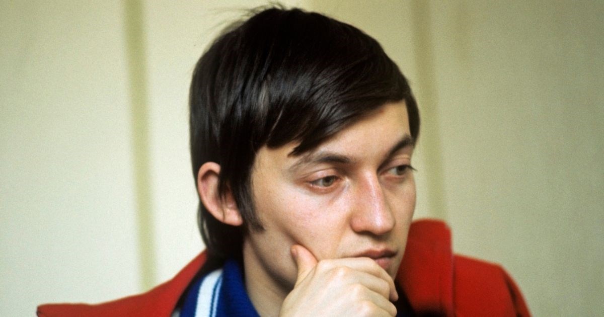 Teško djetinjstvo naučilo ga je koncentraciji. Postao je šahovski genije