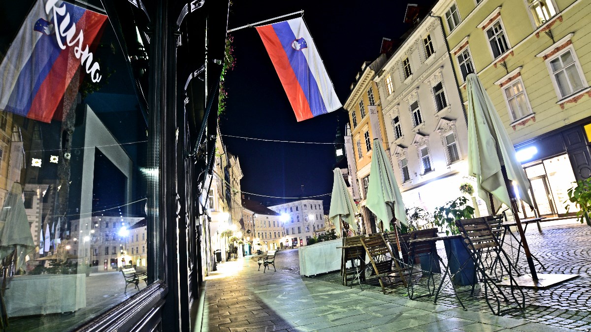 Slovenci počeli izdavati potvrde o imunosti na koronu
