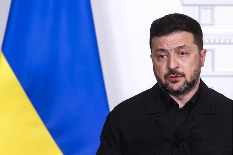 Zelenski: Lukašenko se sprema za rat, Bjelorusija gradi ceste prema Ukrajini