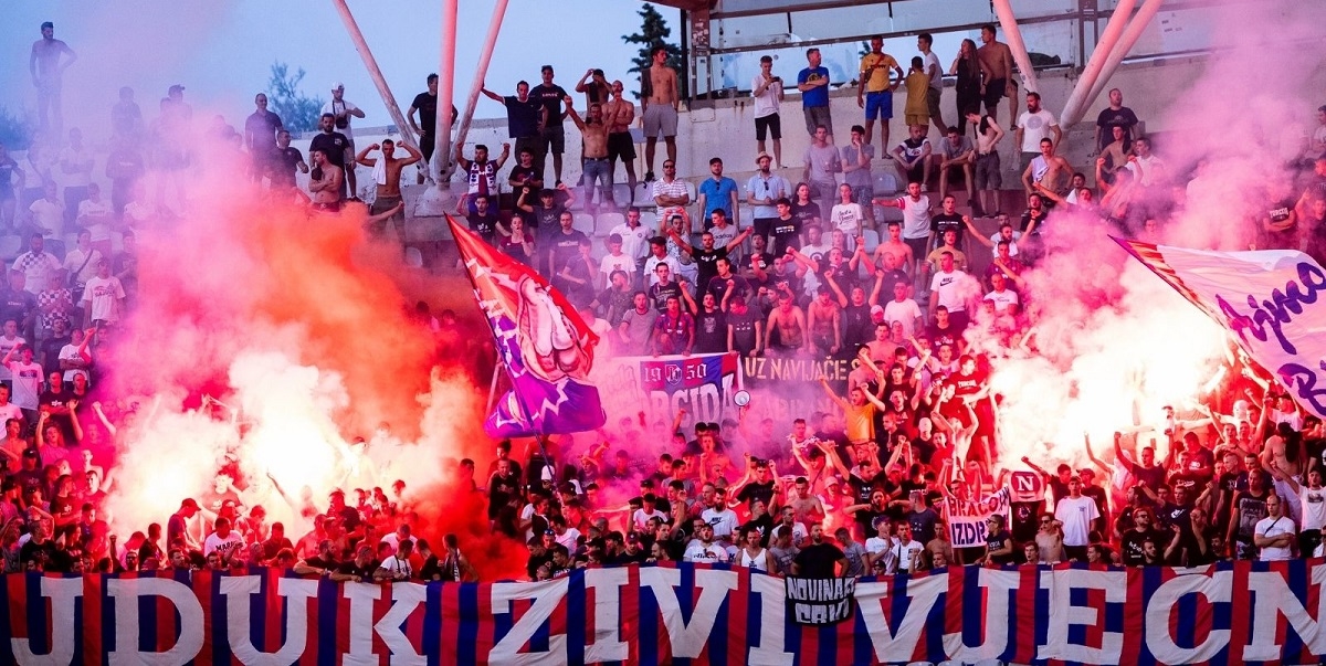 Evo što je napravila Torcida kada su je došli pozdraviti igrači i direktor Hajduka