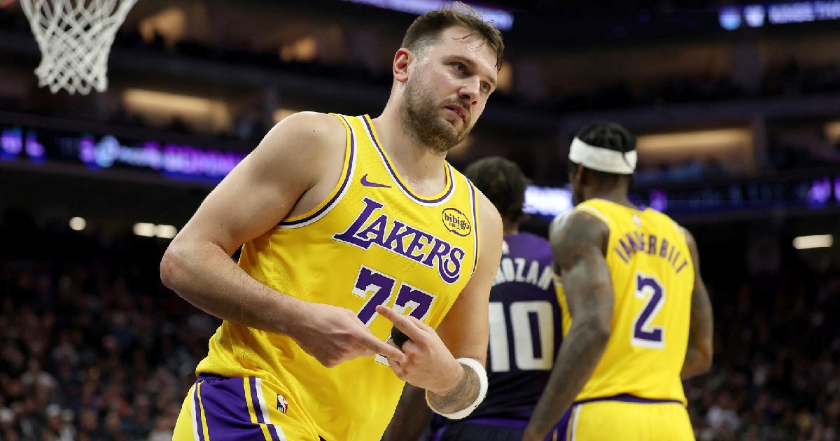 Dončićeva fenomenalna statistika nije pomogla Lakersima da izbjegnu novi poraz