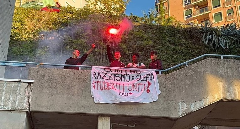 Prosvjedi učenika i studenata u Torinu. Okupirane škole, blokirana nastava