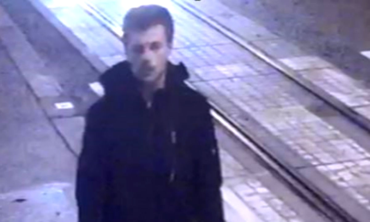 Policija traži ovog muškarca. Jeste li ga vidjeli?