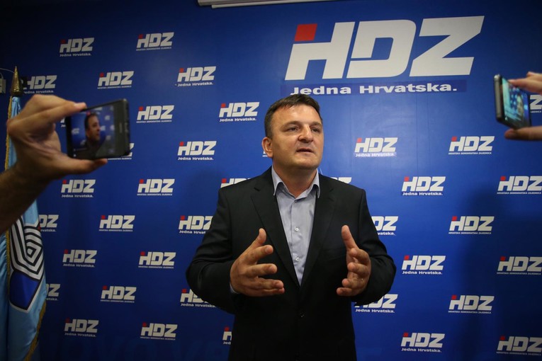 HDZ-ovac: Bio sam dječak u tijelu koje je ubrzano sazrijevalo pod težinom tog trenutka