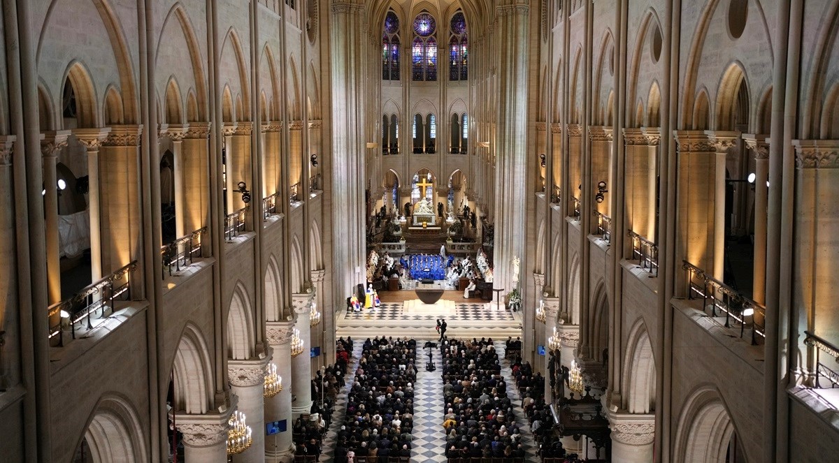 Službeno otvorena Notre Dame. Stigli Musk, Meloni, Sarkozy...