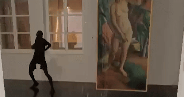 Poplavljena palača nakon obnove plaćene EU novcem. Bio je to najveći projekt ministra