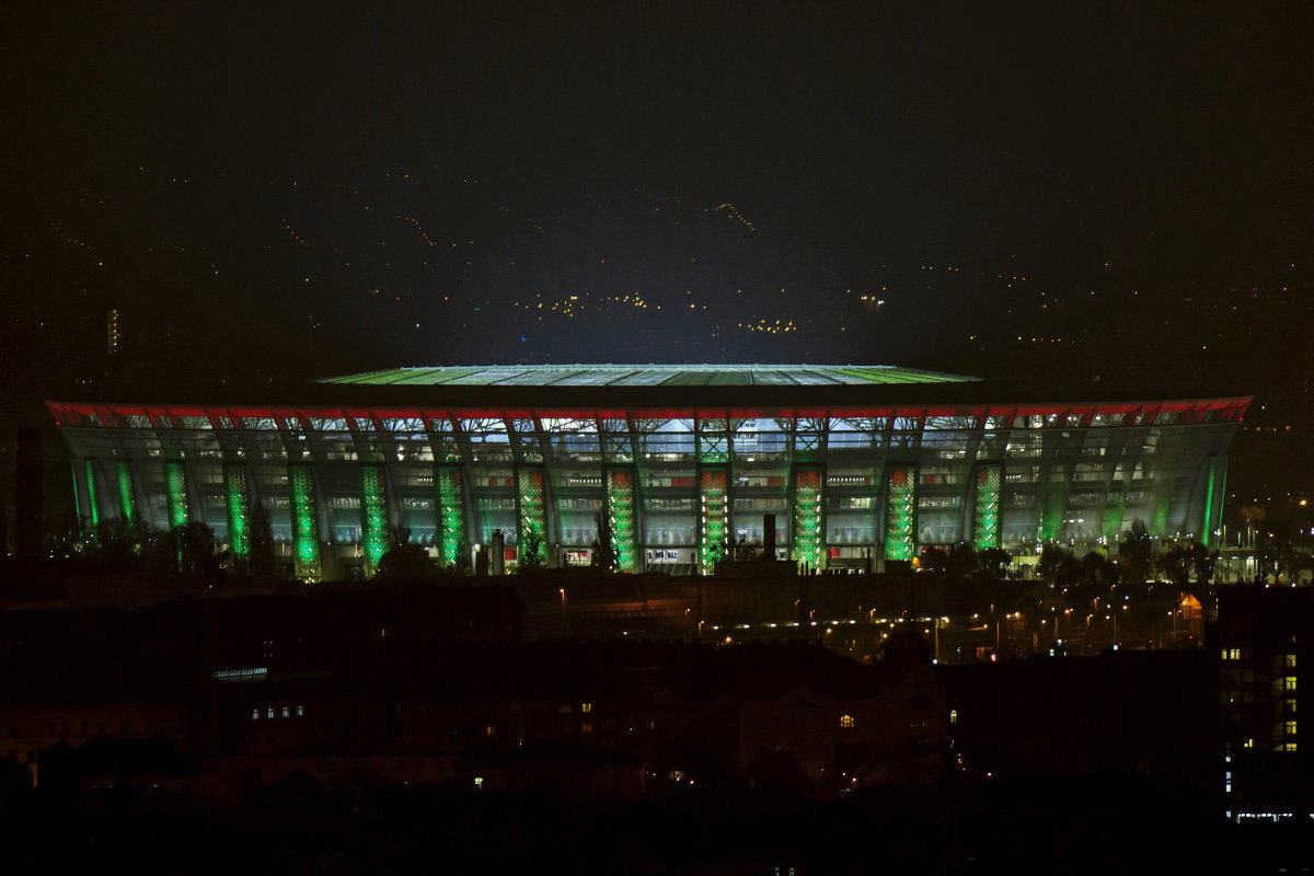 Mađari otvorili spektakularan stadion u Budimpešti. Pogledajte prve fotografije