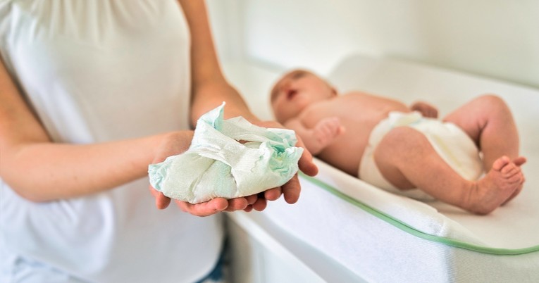 Primalja otkrila što znači boja izmeta bebe i kada se treba zabrinuti
