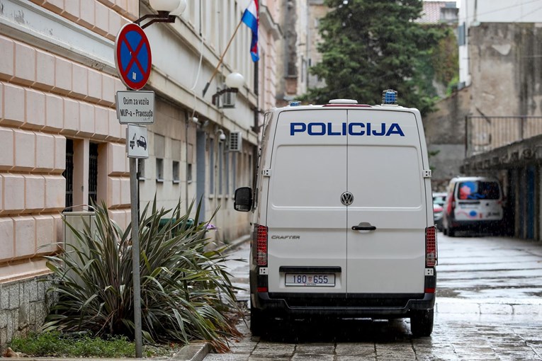 Prije više od 9 godina uhitili sutkinju. Suđenje još traje, prima 50 posto plaće