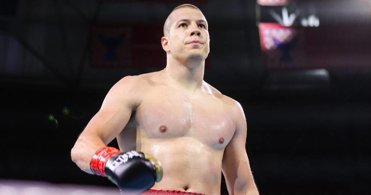 Luka Pratljačić nokautirao suparnika i ušao u osminu finala boksačkog SP-a