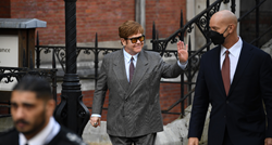 Elton John noć proveo u bolnici nakon pada u svojoj vili u Nici