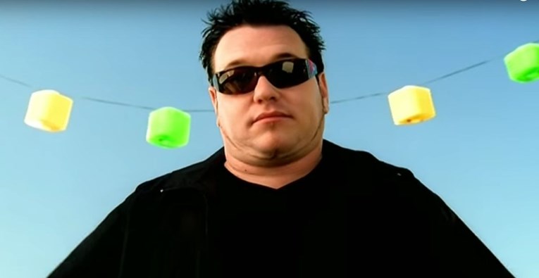 Pjevač grupe Smash Mouth prestaje se baviti glazbom zbog bolesti