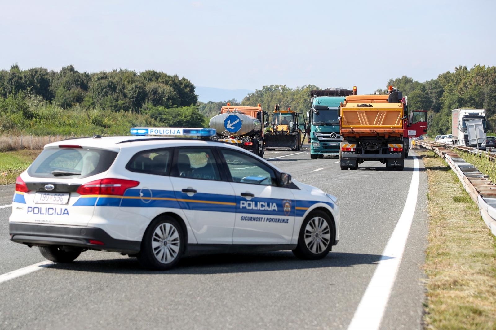 Više problema na autocesti A1, HAK poziva na oprez