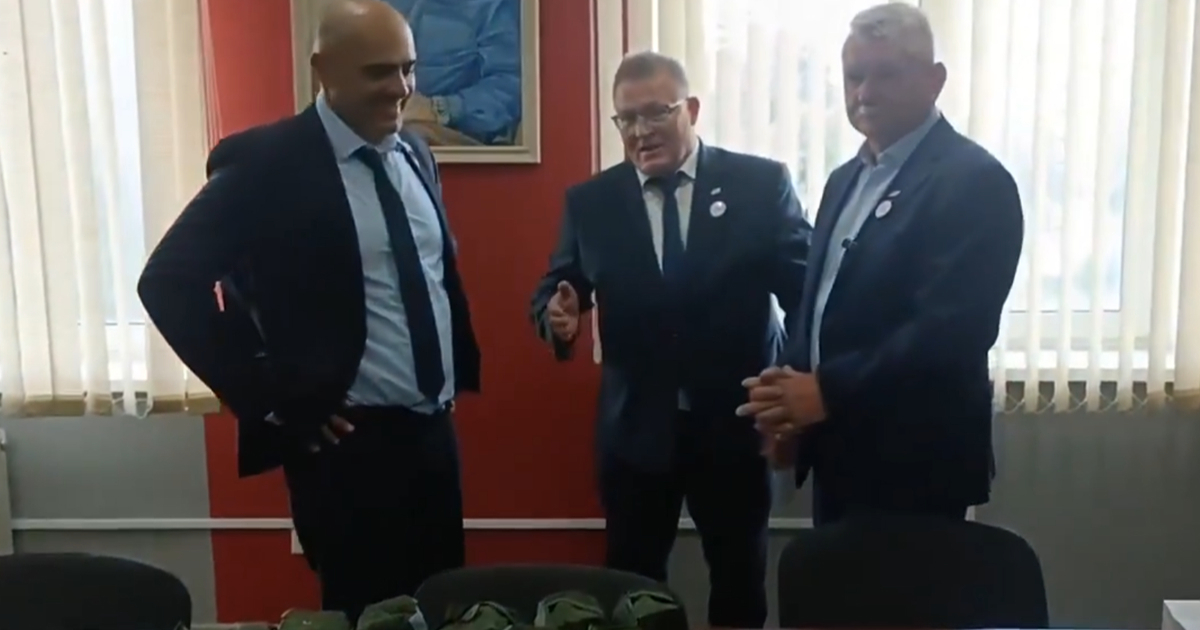 VIDEO Bivši poljski ministar pomogao ruskim vojnicima u Ukrajini