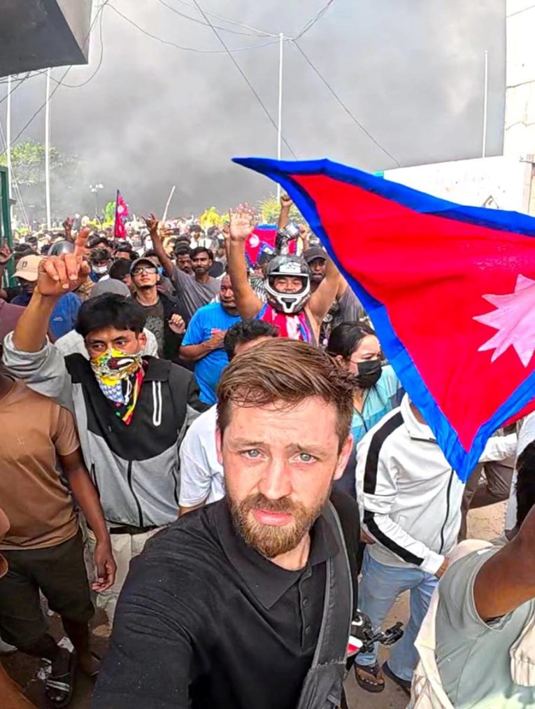 Slučajno se našao usred kaosa u Nepalu: "Ja sam idiot s kamerom i malo hrabrosti"