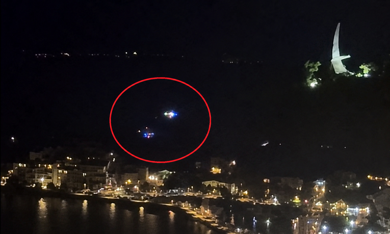 Alarm na Makarskoj rivijeri: Ispaljene najmanje četiri signalne rakete