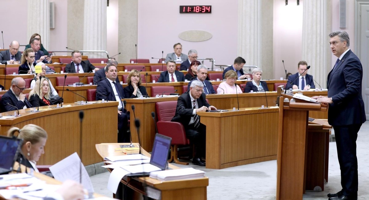 Oporba podnijela više od 460 amandmana na proračun, izmjene tražili i HDZ-ovci