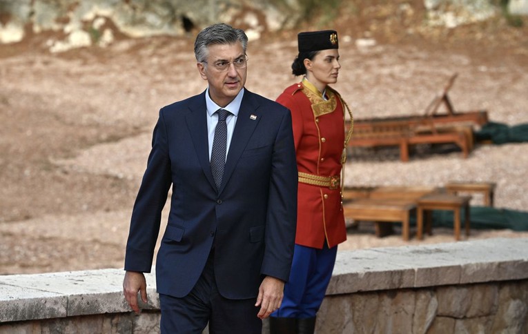 Plenković: To što netko ima hrvatsku putovnicu ne znači da ima ikakve veze s državom