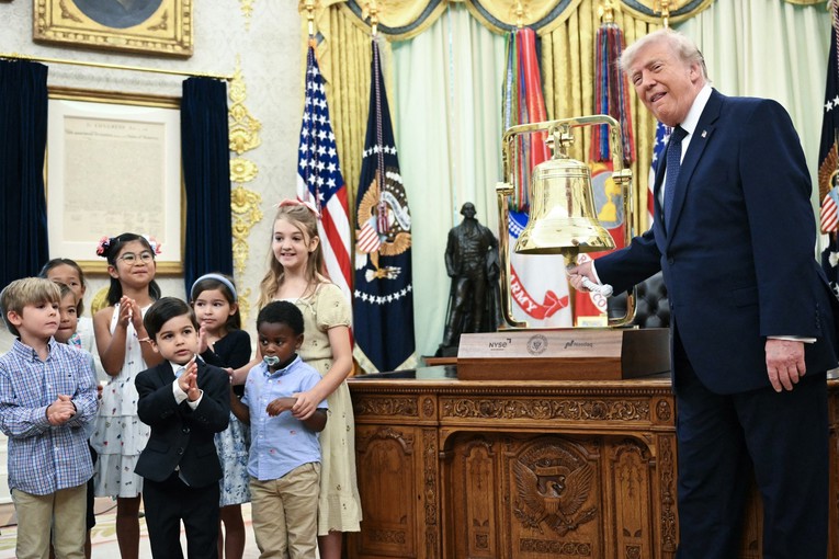 Trump pokrenuo investicijski progam za djecu. Dobit će 1000 dolara na račun