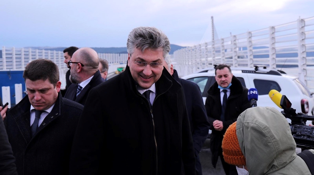 Plenković obišao Pelješki most: "Radovi će biti gotovi do kraja ovog mjeseca"