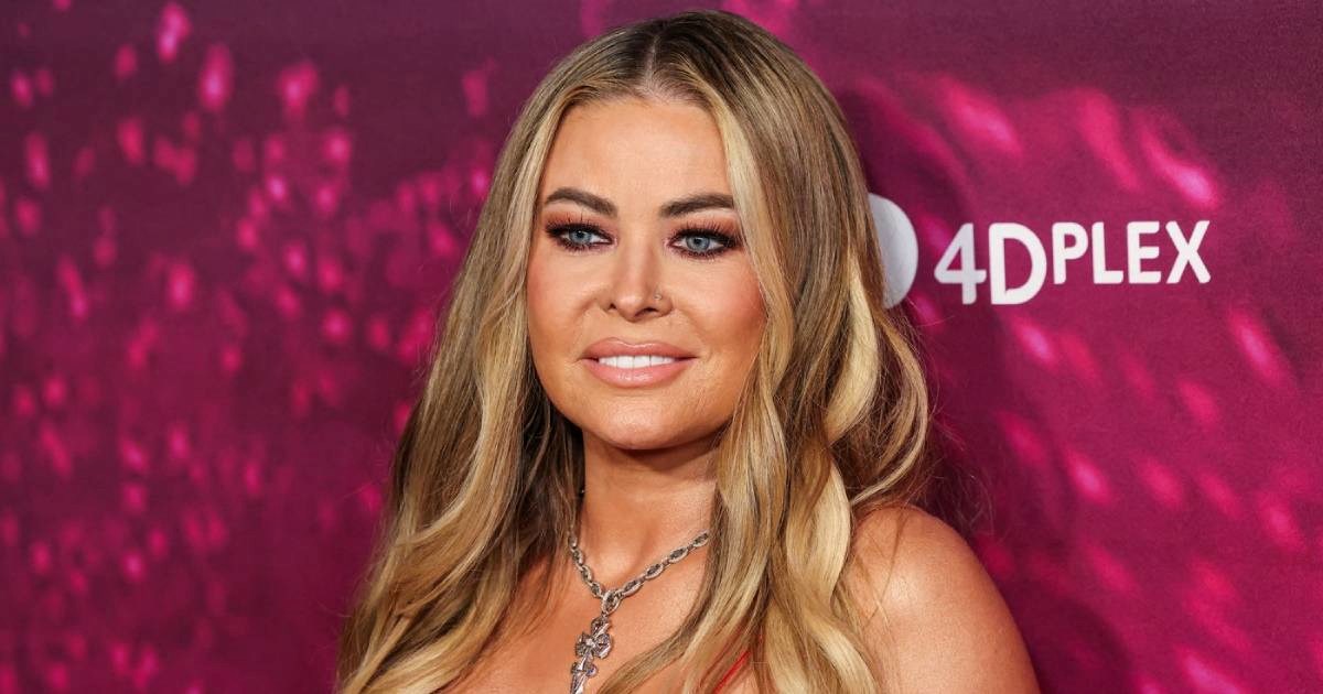 "Izgleda mlađe nego ikad": Carmen Electra (53) privukla poglede na crvenom tepihu