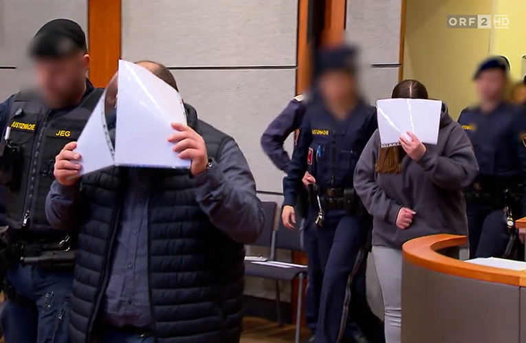 Roditelji u Austriji brutalno mučili sina (3), umro je. Dobili doživotni zatvor