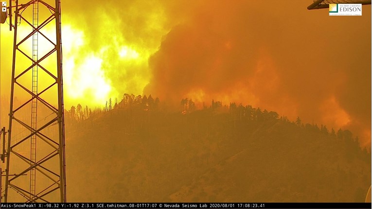 U Kaliforniji buknuo veliki požar, evakuirano gotovo osam tisuća ljudi
