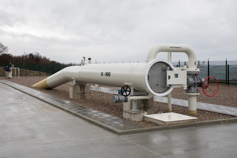 BiH gradi plinovod do Hrvatske. RS želi izgraditi veći i duplo skuplji do Srbije