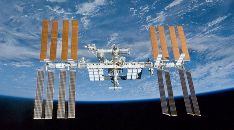 Četvero astronauta napustilo svemirsku stanicu, u svemiru bili pola godine