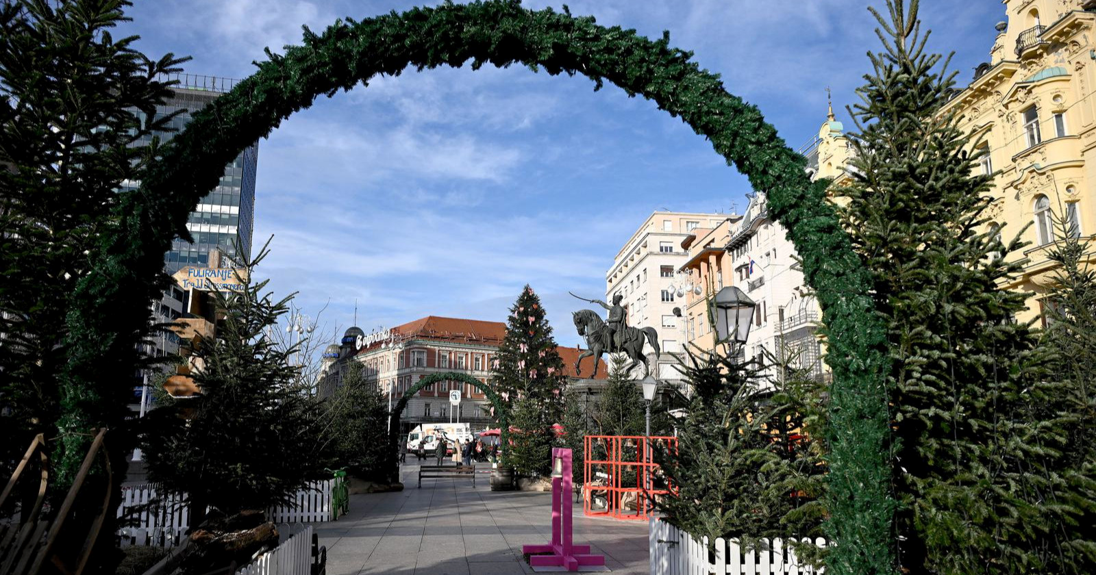 Kad se pale lampice, kad se otvara Ledeni park... Sve o otvorenju Adventa u Zagrebu