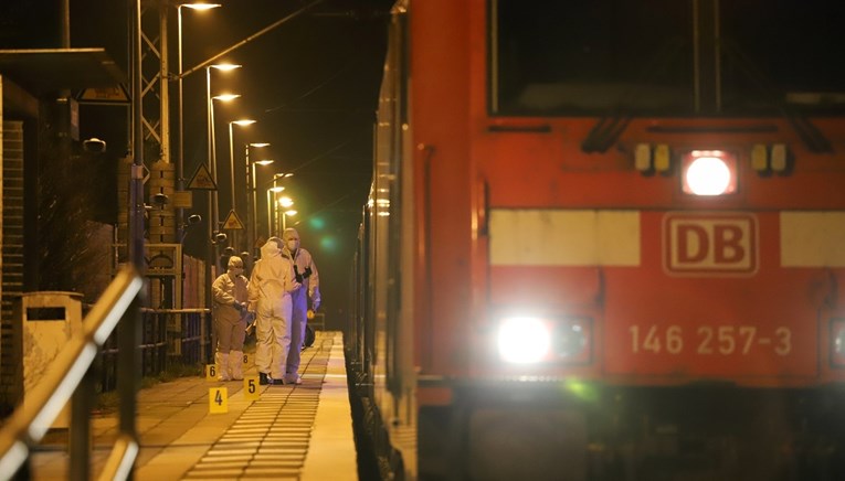 Napadač koji je početkom godine izbo putnike vlaka u Njemačkoj kaže da nije kriv