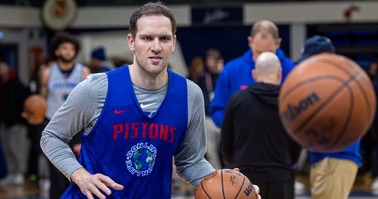Bogdanović se ozlijedio uoči početka nove NBA sezone. "To je zeznuta stvar"