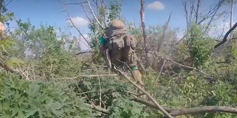 Ukrajinski general objavio snimku borbe u šumi: "Rusi gube položaje kod Bahmuta"