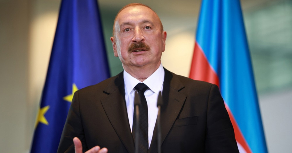 EU ukinuo sankcije dvojici ruskih oligarha. Dan kasnije Baku pomilovao Francuza