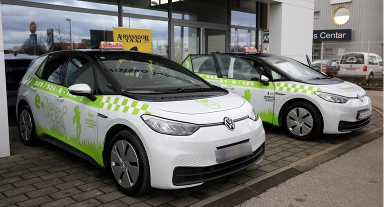Karlovac dobio dva električna taksija: "Dobili smo poticaje, planiramo kupiti još 3"