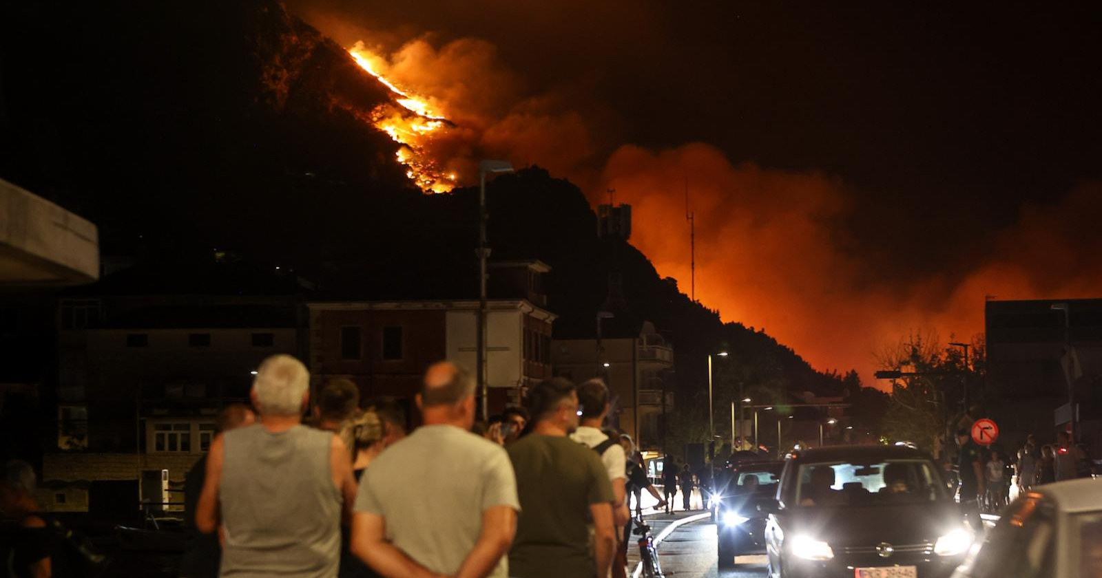 DORH objavio gdje je počeo katastrofalan požar kod Omiša. Prikupljaju snimke