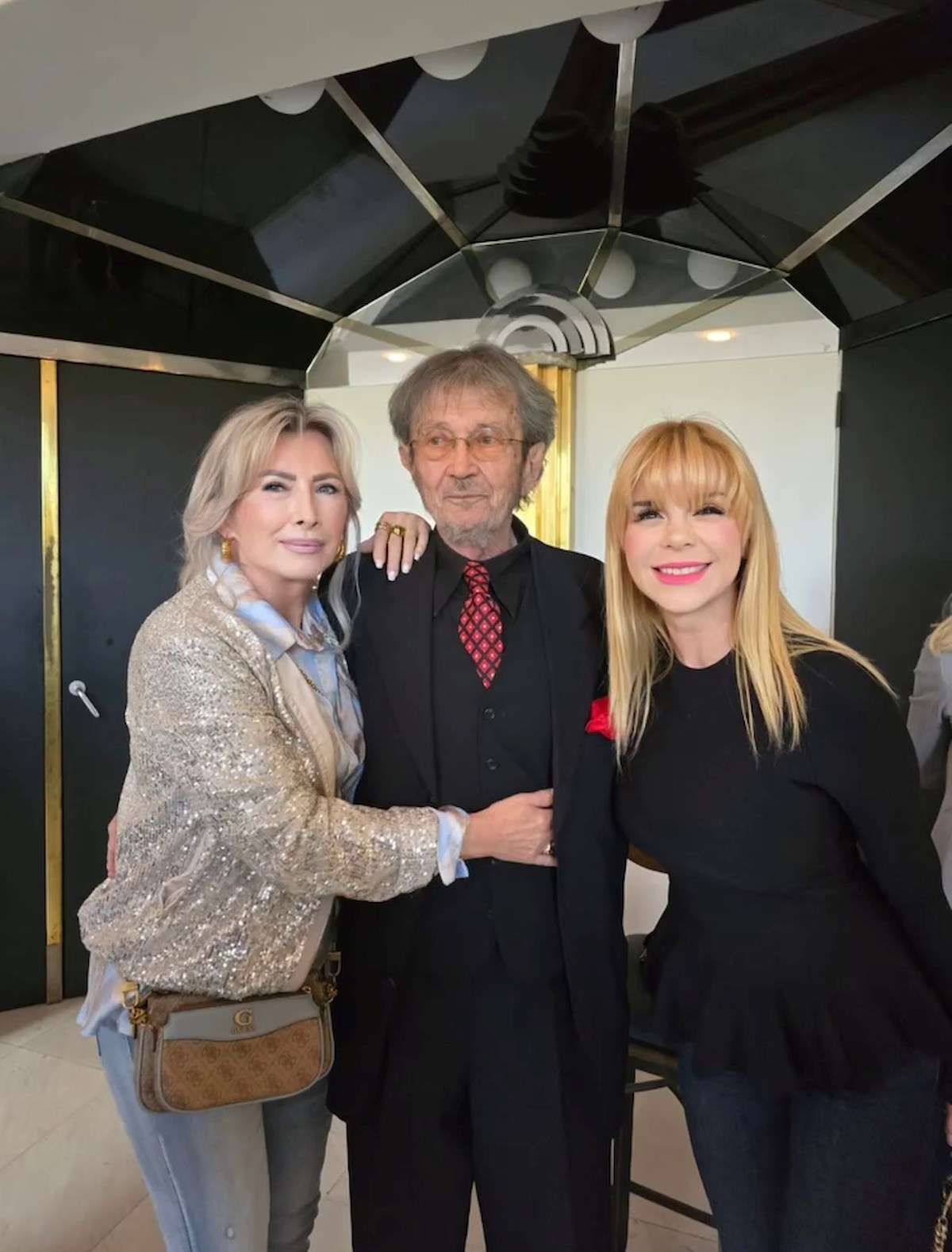 Mila Elegović čestitala bivšem suprugu: "Red je da ja zaplješćem tebi za sve"