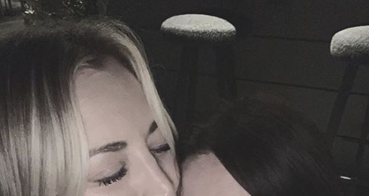 Zajednički selfie zvijezda Prijatelja i Teorije velikog praska izbezumio fanove