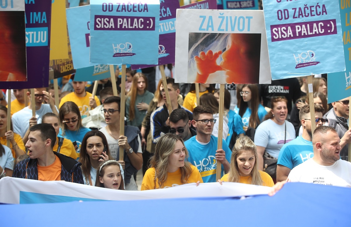 Održan Hod za život u Sisku