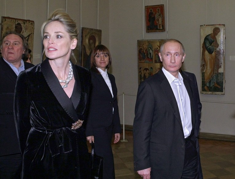 Ove snimke s Putinom hrpa holivudskih faca danas bi najradije izbrisala